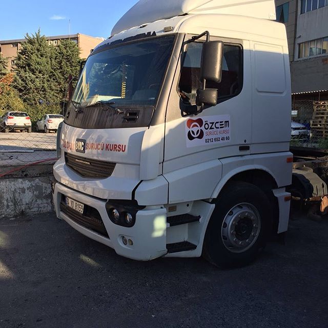 C Ehliyet - Kamyon Ehliyeti